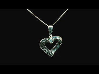Rotating video showing the jewelry item