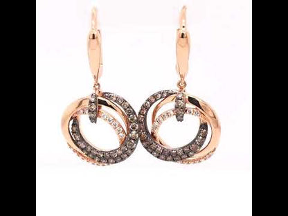 Rotating video showing the jewelry item