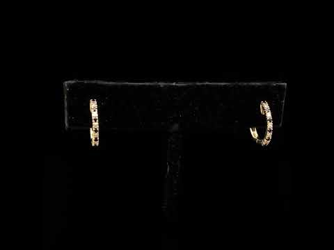 Rotating video showing the jewelry item