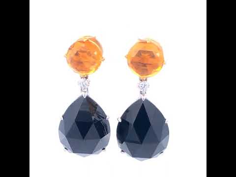 Rotating video showing the jewelry item