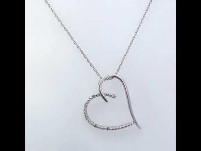 Rotating video showing the jewelry item