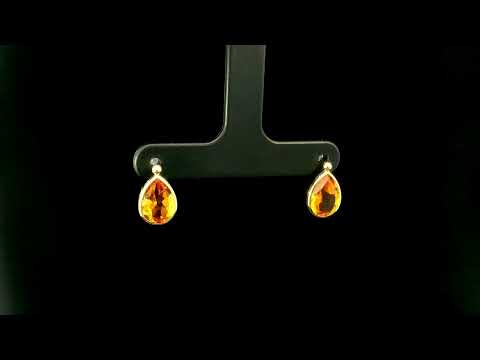 Rotating video showing the jewelry item