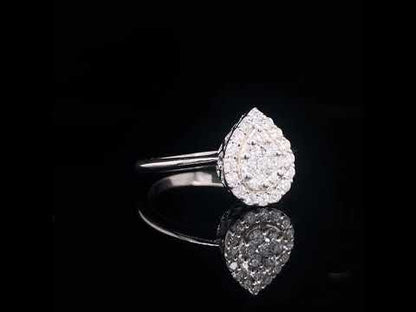 Rotating video showing the jewelry item