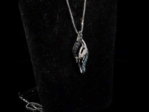 Rotating video showing the jewelry item
