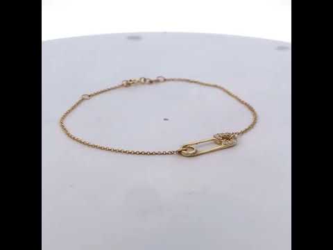 Rotating video showing the jewelry item