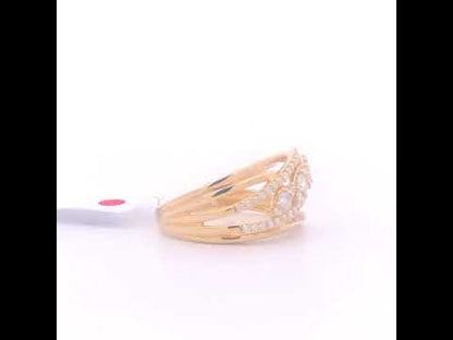 Rotating video showing the jewelry item