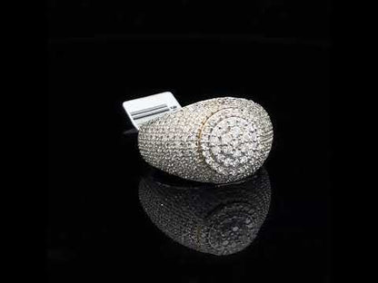 Rotating video showing the jewelry item