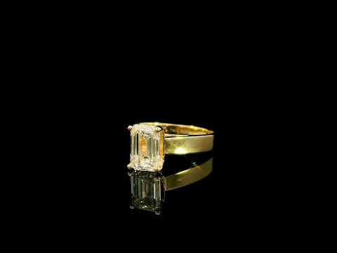 Rotating video showing the jewelry item