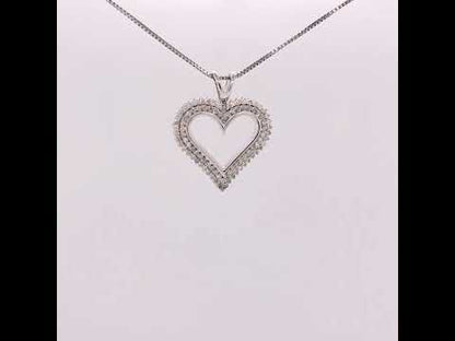 Rotating video showing the jewelry item