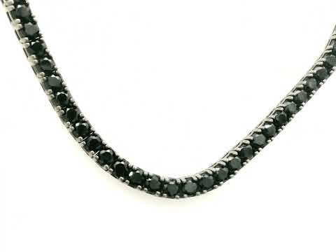 Rotating video showing the jewelry item