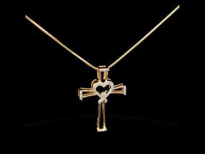 Rotating video showing the jewelry item