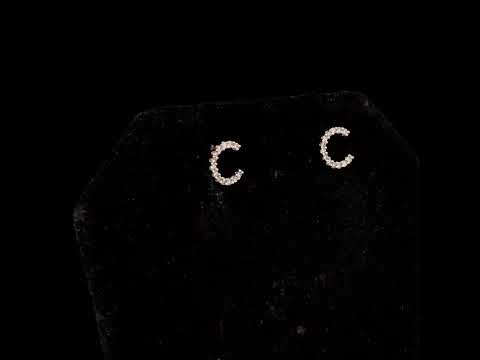 Rotating video showing the jewelry item
