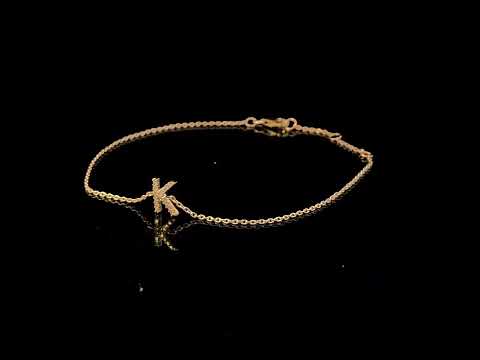 Rotating video showing the jewelry item