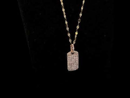 Rotating video showing the jewelry item