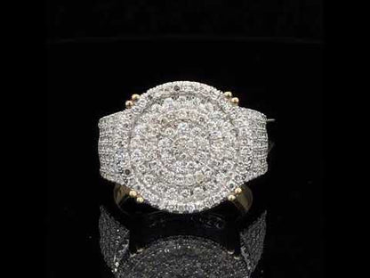 Rotating video showing the jewelry item