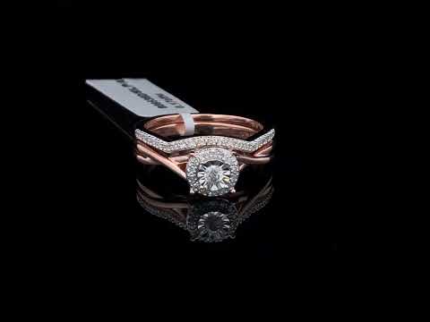 Rotating video showing the jewelry item