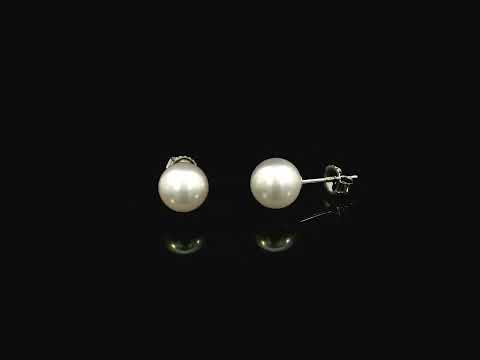Rotating video showing the jewelry item