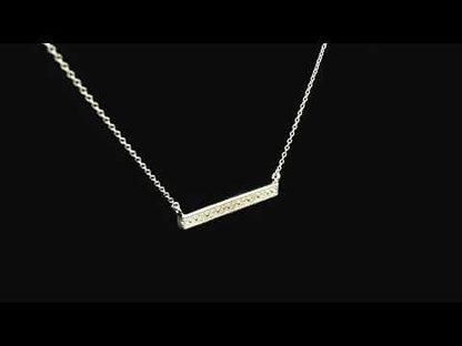 Rotating video showing the jewelry item