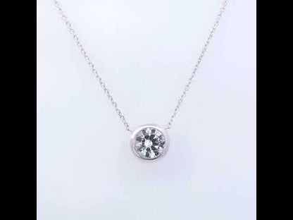 Rotating video showing the jewelry item