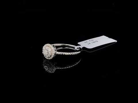 Rotating video showing the jewelry item