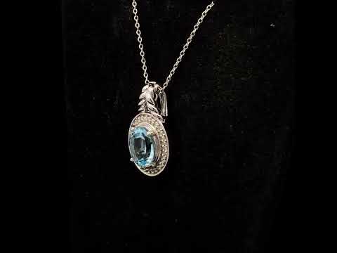 Rotating video showing the jewelry item