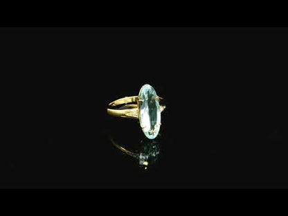 Rotating video showing the jewelry item