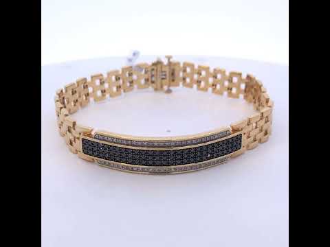Rotating video showing the jewelry item