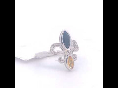 Rotating video showing the jewelry item