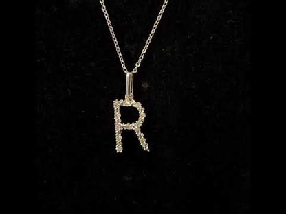 Rotating video showing the jewelry item