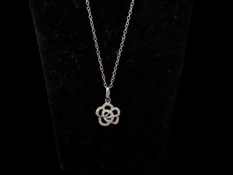 Rotating video showing the jewelry item