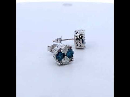 Rotating video showing the jewelry item