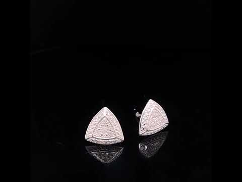 Rotating video showing the jewelry item