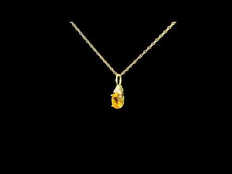 Rotating video showing the jewelry item