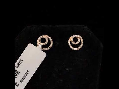 Rotating video showing the jewelry item