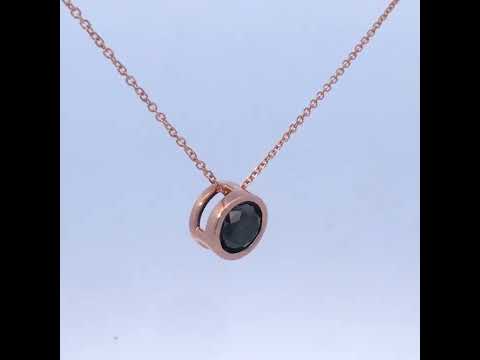 Rotating video showing the jewelry item