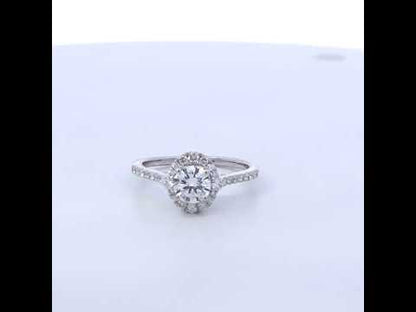 Rotating video showing the jewelry item