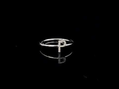 Rotating video showing the jewelry item