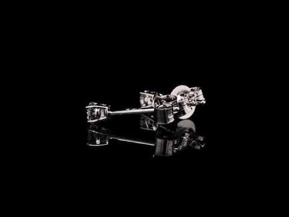 Rotating video showing the jewelry item