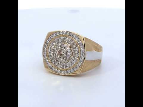 Rotating video showing the jewelry item