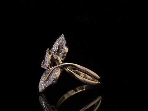 Rotating video showing the jewelry item