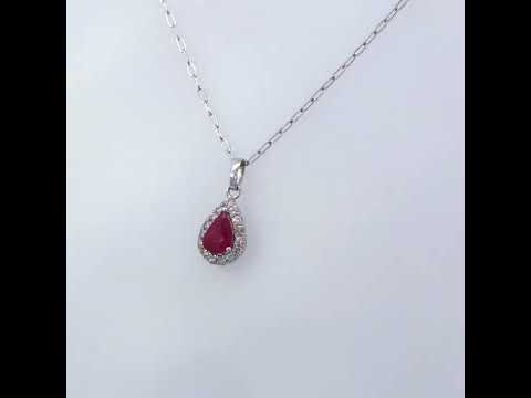 Rotating video showing the jewelry item