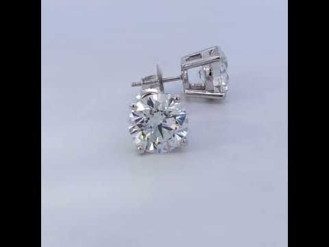 Rotating video showing the jewelry item