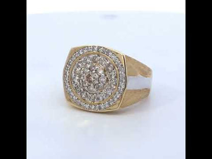 Rotating video showing the jewelry item