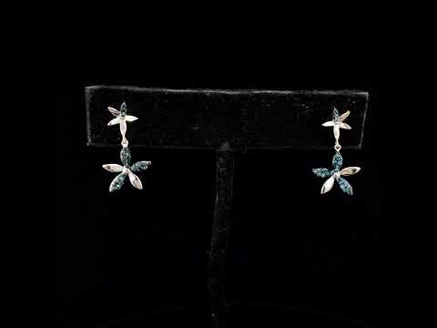 Rotating video showing the jewelry item