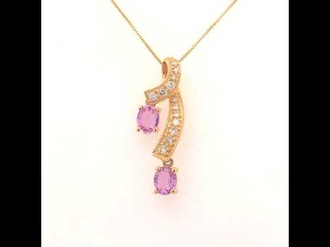 Rotating video showing the jewelry item