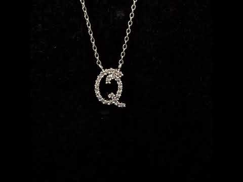 Rotating video showing the jewelry item