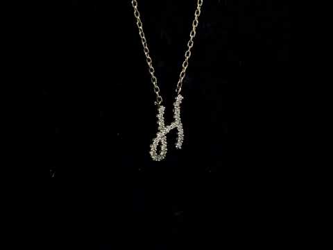 Rotating video showing the jewelry item