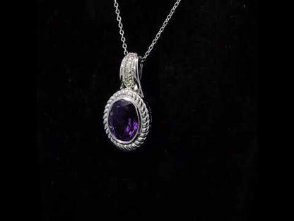 Rotating video showing the jewelry item