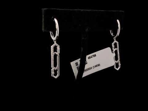 Rotating video showing the jewelry item
