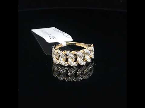 Rotating video showing the jewelry item